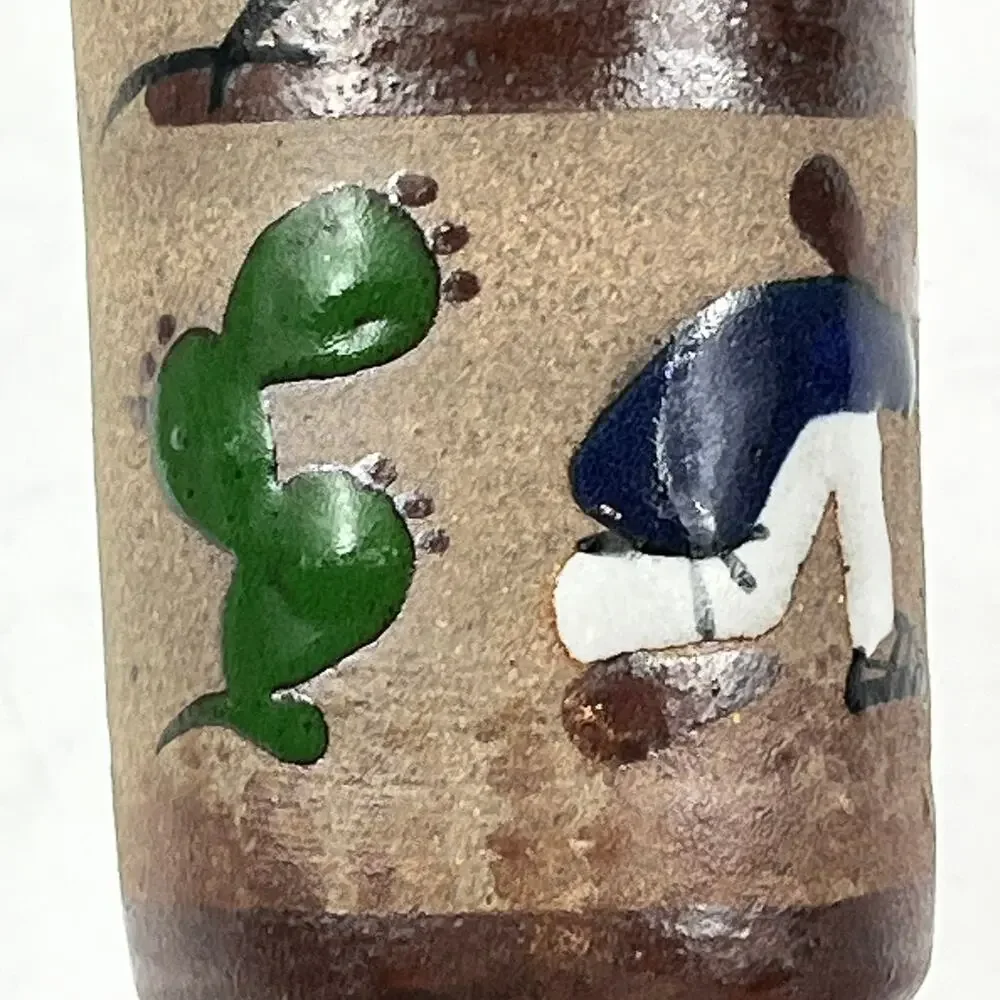 Vtg Tonala Mexican Folk Art Pottery Bud Vase Hand Painted Desert Campesino Scene
